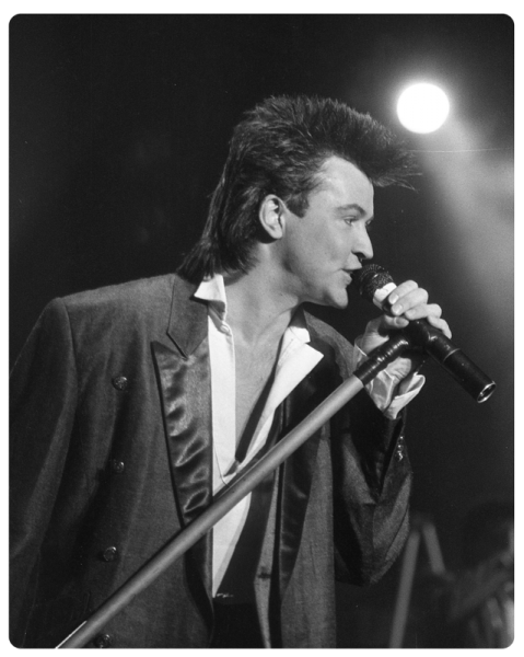 File:J25PaulYoungFortRegent1985f.png