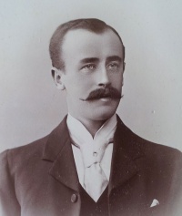 Philip Charles Messervy, photographed by T Price in 1899. Philip was born in St Martin in 1872 the son of Philip, son of Philip, son of Philip, son of Philip; and Mary Ann Perchard, daughter of Charles. Philip and Mary Ann were married in St Martin in 1867