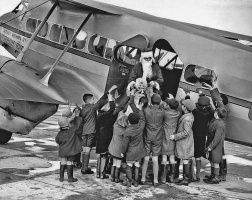 Father Christmas arrives by air