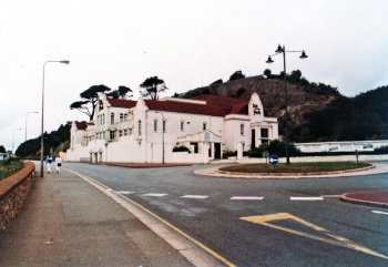 Inn on the Park, 2001