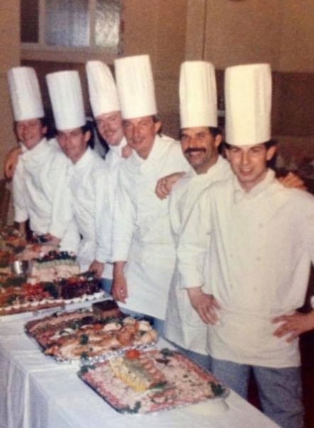 File:F21ChelseaHotelChefs.jpg