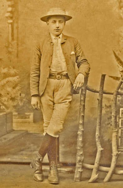 File:H25ClaudePallot1880s.png