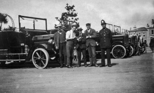 Charabancs at the Weighbridge