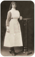 Margaret Marrett Allo, nee Basset (1885-1969). Not a member of the Bassett family tree above. Her family name is wrongly spelt Bassett in online trees. Her parents James Philippe (1853-1926) and Marie Catherine, nee Farrell (1864-1899) were both born in Jersey but her paternal grandparents came from England