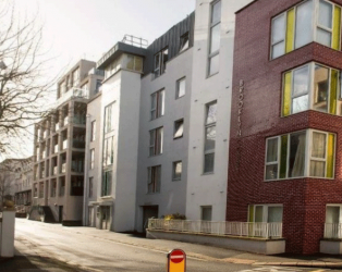 ... replaced by Brooklyn Court