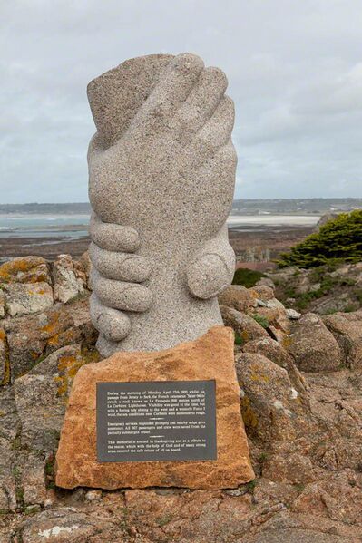 File:W22SculptureStMalo1.jpg