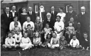 Walter and Mary Jane Robilliard with their children and grandchildren