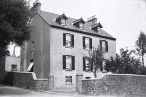 Richmond House, at the bottom of Mont Felard, in 1917, on the site where the Mont Felard Hotel was built