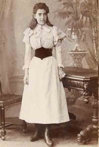 Lily Smith in 1910