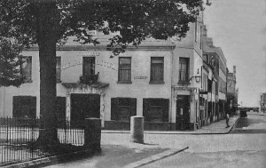 Adelphi Hotel on the corner of the Parade (this section then called Parade Place) and Gloucester Street