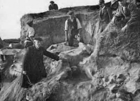 Joseph Sinel leads a 1911 dig on Green Island