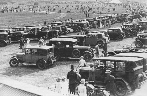 Cars parked at an air display in the 1920s