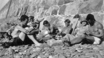 A break from surfing in 1923
