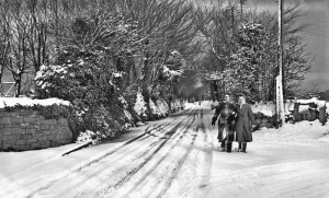 Snow at Hautes Croix in 1958 - Picture Evening Post