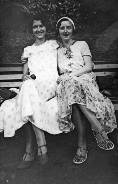 File:A20Fashion1930s.jpg