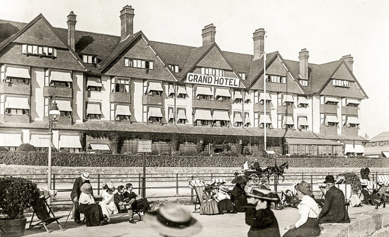 File:GrandHotel0906.jpg