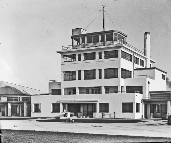 File:J22Airport1936.jpg