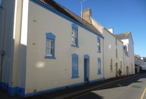 ... and then a pair of delightful town cottages, the positioning of whose windows by their designers seemingly something of an afterthought