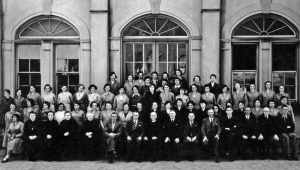 An early photograph of Sumerland staff