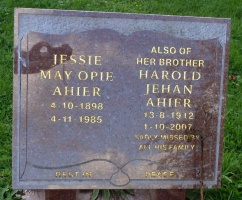 Old Mont a l’Abbe cemetery