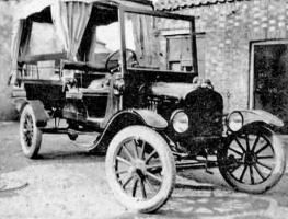 Slade's original bus, based on a Ford Model T chassis