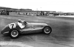 Reg Parnell rounds the corner at West Park