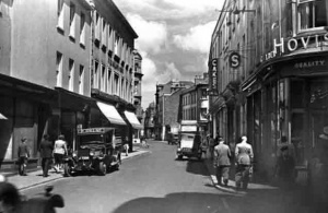 The junction of Bath Street and Charles Street in 1946