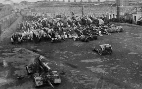 ... Some were captured French and Polish weapons, others were German 88mm anti-aircraft guns