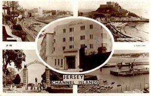 Another postcard with island views