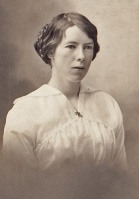 Elsie Jandron in 1920