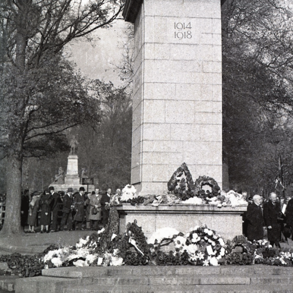 File:FH23Cenotaph1935.png