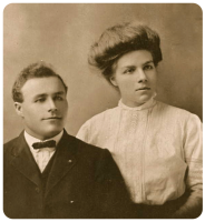 Maude Louisa Venement with her husband Thomas Yates