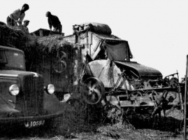 Another picture of threshing at Les Platons
