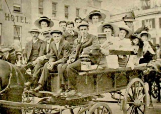A chapel outing by charabanc in 1912
