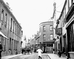 The junction of Union Street and New Street, with Ashelford Stationers and the Old Soldier