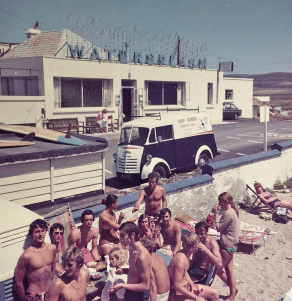 File:FT25Watersplash1960s.png