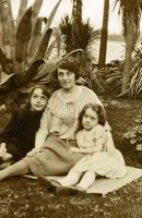 Constance Rimington, Peggy and Ruth c1920