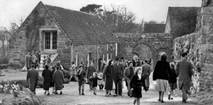 The zoo on opening day in 1959 - Picture Evening Post