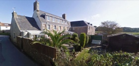 Pièce Mauger, Trinity