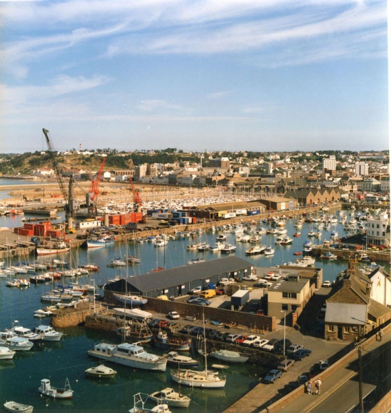 File:H23Harbour1980s.jpg