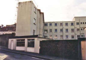 Le Coie Hotel bordering Springfield Road