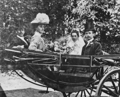 Elizabeth Pallot, nee Ogier, left, at the wedding of her sister