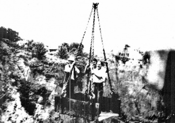 A precarious means of getting workers across the quarry