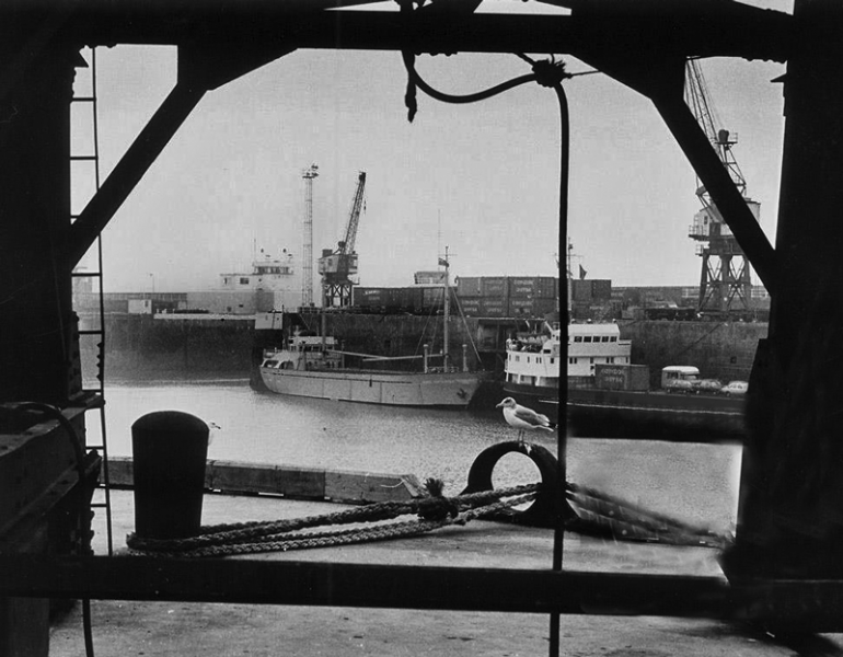 File:S24Harbour1960s2.png