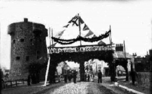 A ceremonial arch over St Aubin's Road at First Tower in 1881. The photograph was taken by Ernest Baudoux
