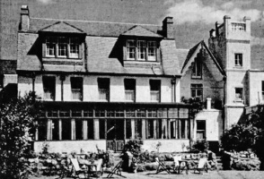 The Hotel Mandalay closed in 2000