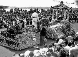 Telephones Department float in 1953