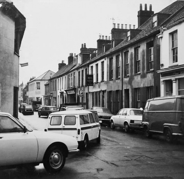 File:F19UnionStreet1974.jpg