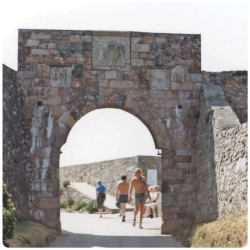 King William's Gate, 1984