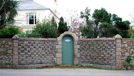 This 17th century arch is not originally from Champ Donne